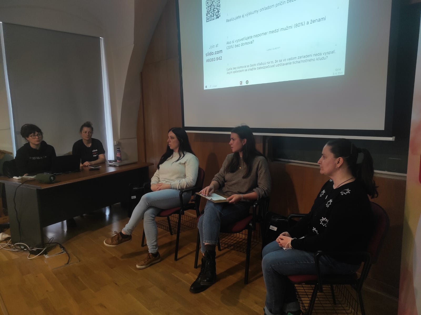 Panelová diskusia o counselingu v sociálnych službách