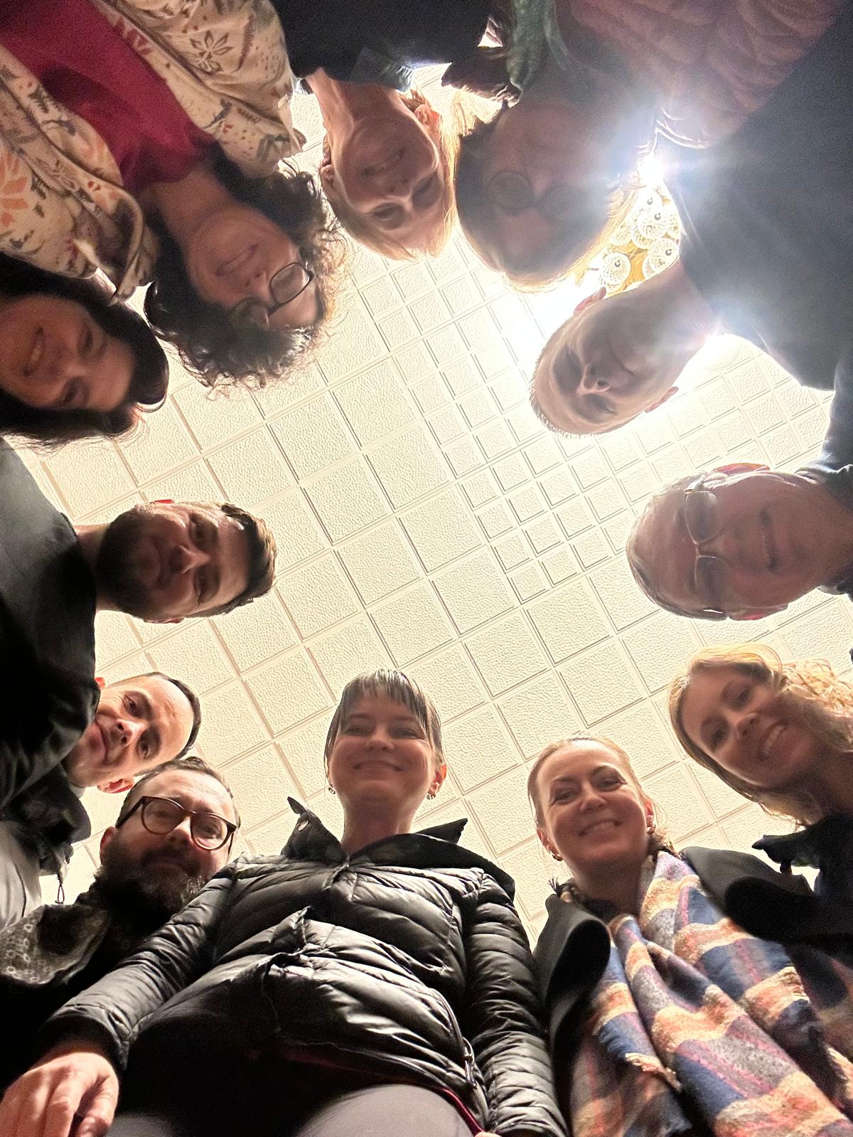 Účastníci seminára Pristúp bližšie na spoločnej fotografii